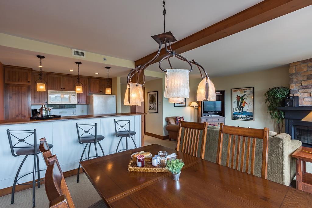 L'Altitude By Rendez-Vous Mont-Tremblant Apartment Bagian luar foto