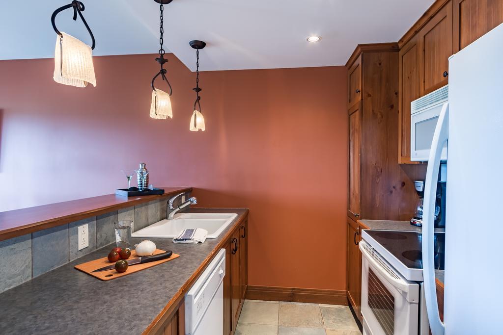 L'Altitude By Rendez-Vous Mont-Tremblant Apartment Bagian luar foto